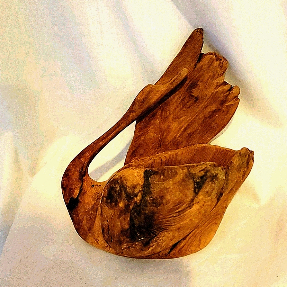 Lovely Driftwood Swan Sequim Wa. Artisan Made
